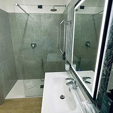 Park Imperatore Adriano 4*